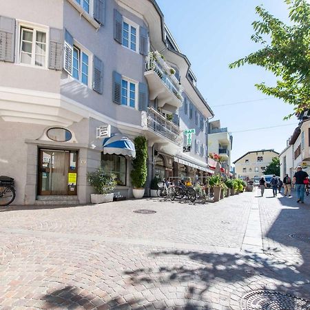 Heimat Living Like A Local Apartment Silandro Exterior photo